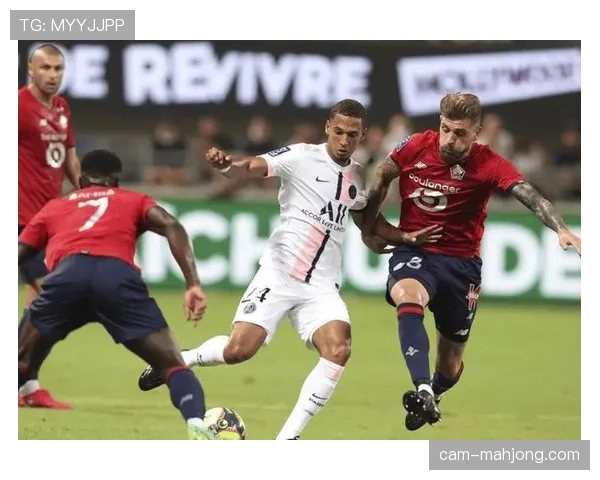 巴黎圣日耳曼3-0完胜，三粒进球均源自边路发起